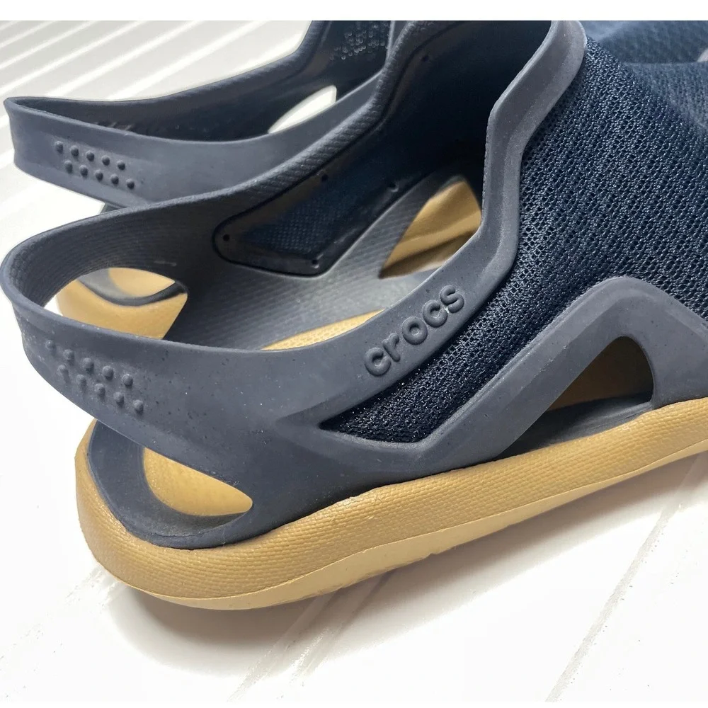CROCS Swiftwater‎ Mesh Waverunner Navy/Tan Sandal Men's 6